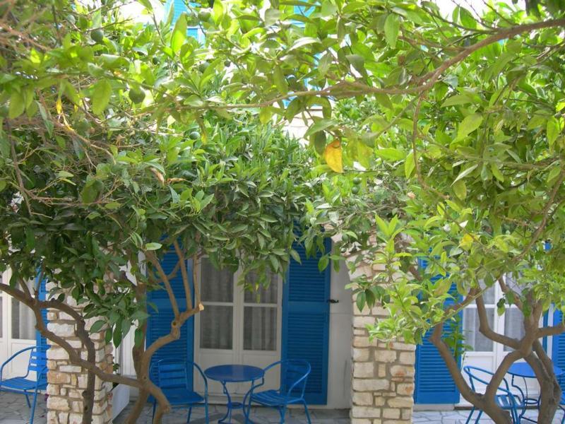 Aegeon Pension Парос Экстерьер фото